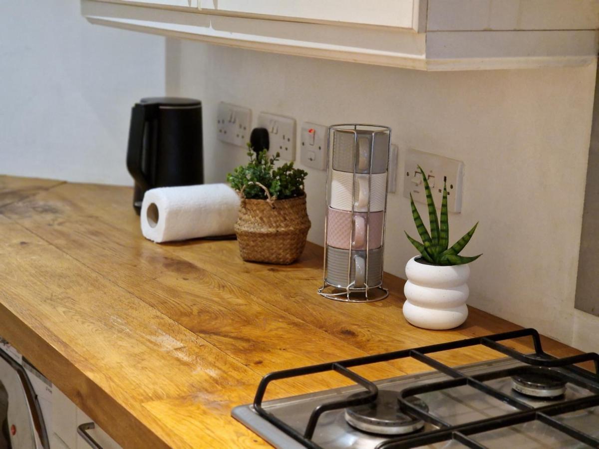 Lovely 1-Bed Apartment In London Ngoại thất bức ảnh