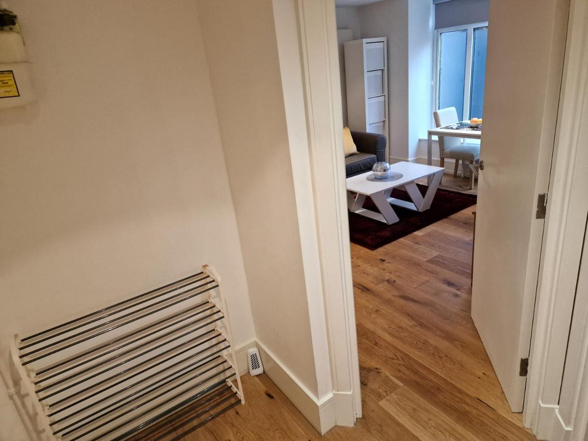 Lovely 1-Bed Apartment In London Ngoại thất bức ảnh